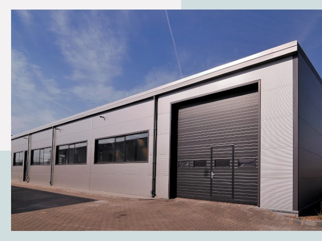 Быстровозводимые склады от СтальСтрой-Нвт по цене 628 руб.